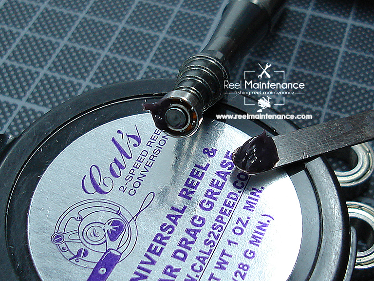 Cal's purple star drag grease - Fishing Reel Maintenance